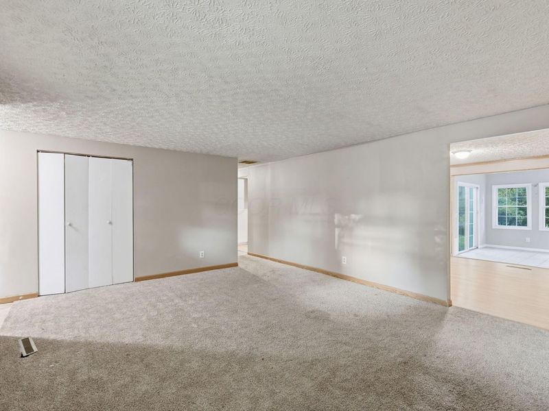 5849 Montevideo Road, Westerville, OH 43081 Photo 19