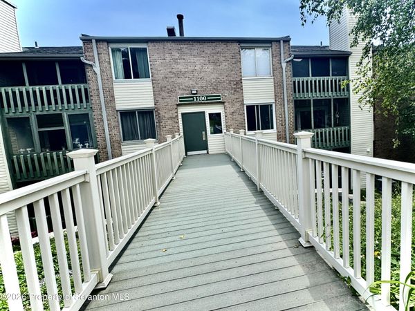 1110 Summit Pointe, Unit 1110, Scranton, PA 18508