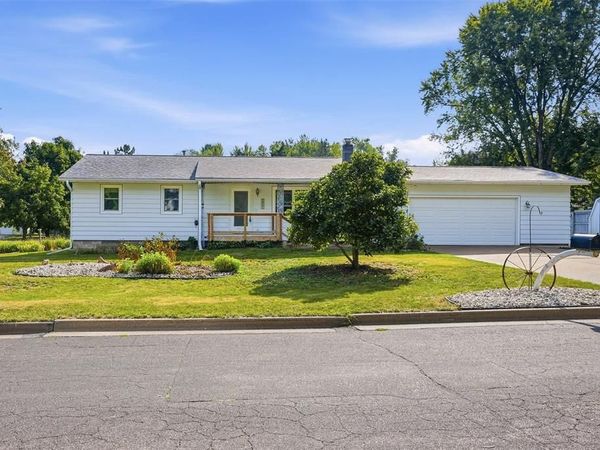 3025 Glenhaven Place, Eau Claire, WI 54703