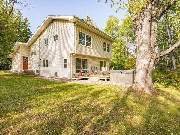 55 Billings Dr, Superior, WI 54880