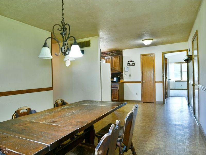 17285 Mock Road, Berlin Center, OH 44401 Photo 5