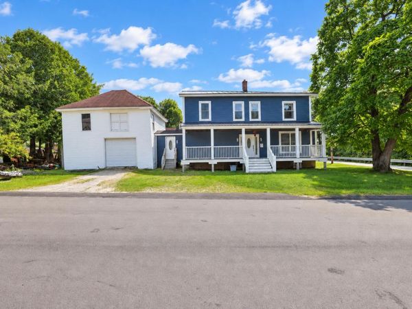 4 Pearl Street, Mexico, ME 04257