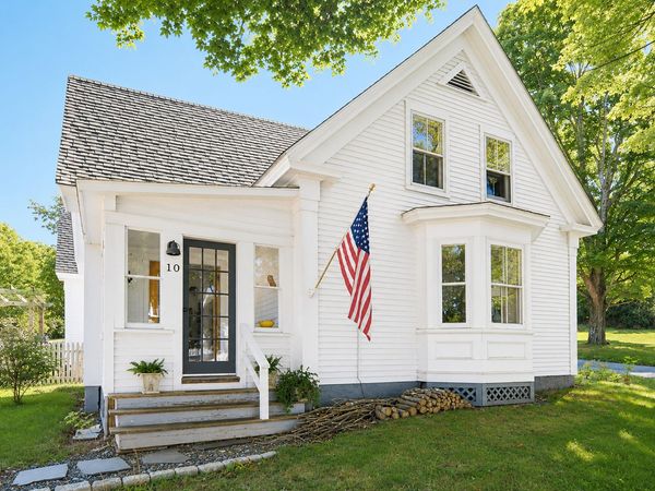 10 Church Street , Deer Isle, ME 04627
