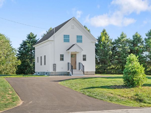 216 Curtis Road , Arundel, ME 04046