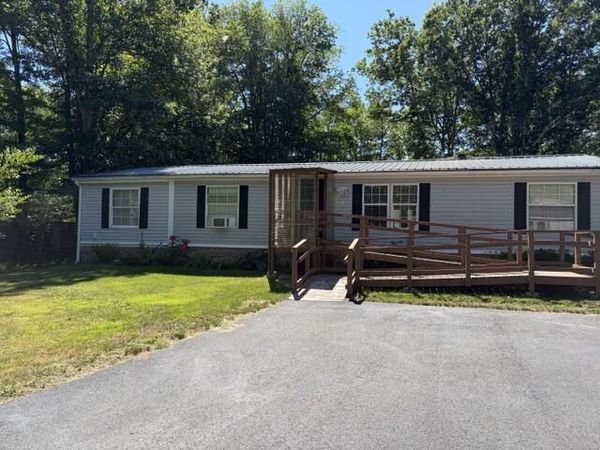 7 Juniper Lane, Sanford, ME 04073