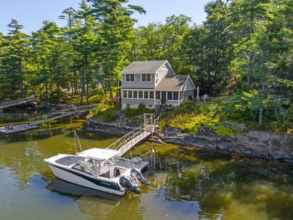 20 Rosedale Road , Bath, ME 04530