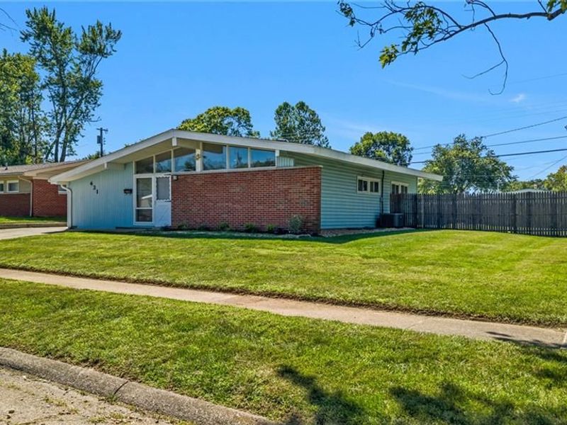 431 Townsend Place, Dayton, OH 45431 Photo 3