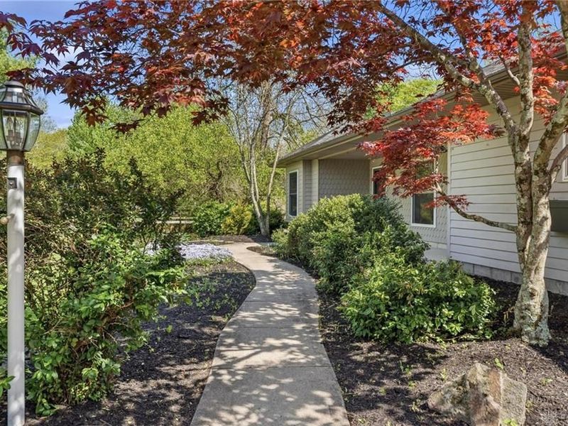1962 E Spring Valley Pike, Washington Township, OH 45458 Photo 4