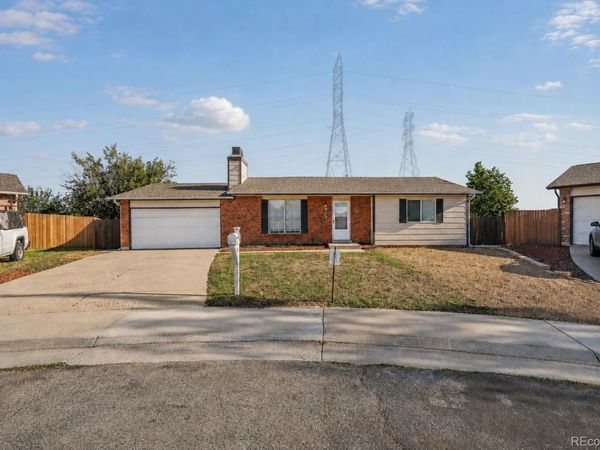 1902 S Truckee Street , Aurora, CO 80013