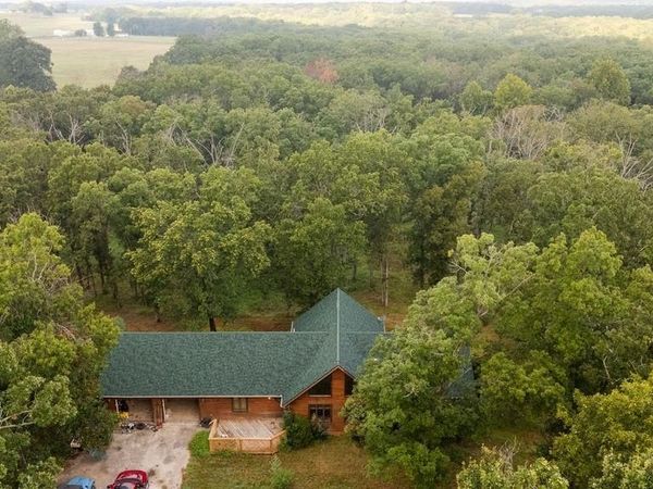 6030 SE 740 Pvt Road, Collins, MO 64738