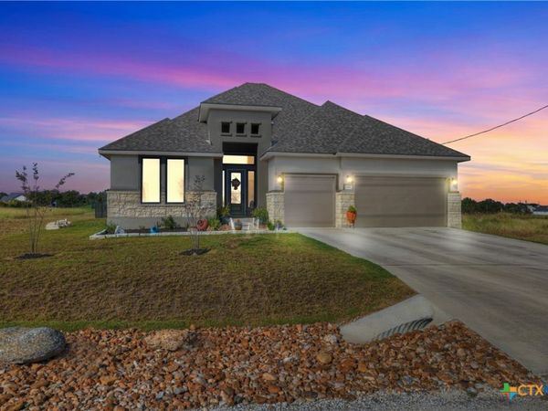 505 John Price , Blanco, TX 78606