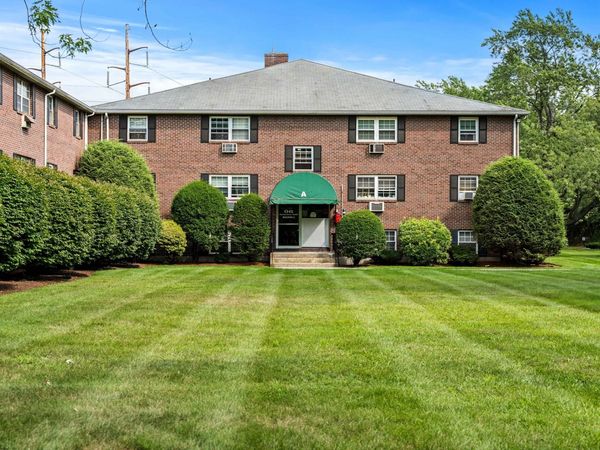 96 Richardson Rd, Unit A5, Chelmsford, MA 01863