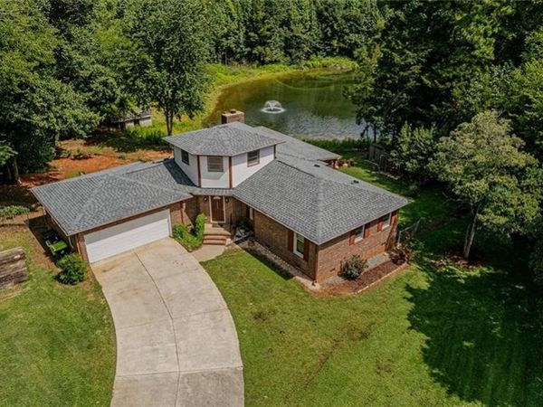 1116 Geneva Albright Road, Graham, NC 27253