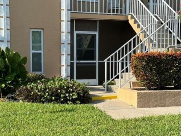 1950 W Crown Pointe BLVD , Unit B106, NAPLES, FL 34112