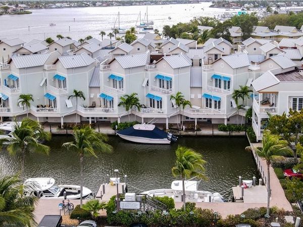 1001 10th AVE S, Unit D2, NAPLES, FL 34102