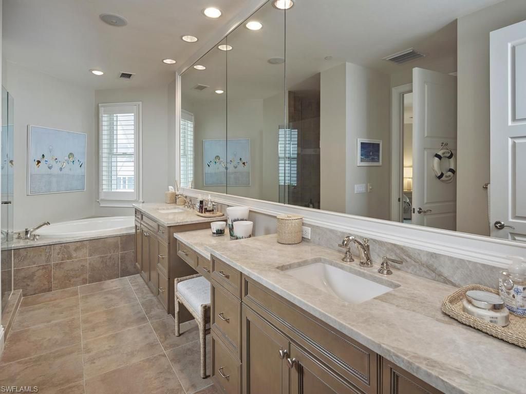 1001 10th Ave S, Unit D2, Naples, FL 34102 Photo
