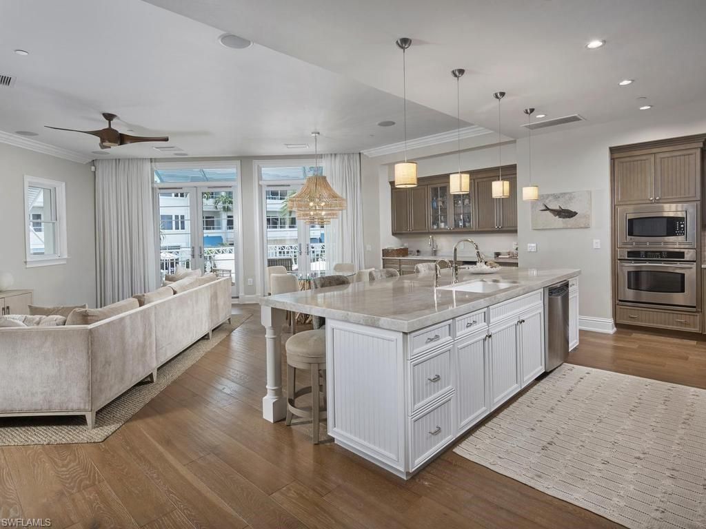 1001 10th Ave S, Unit D2, Naples, FL 34102 Photo