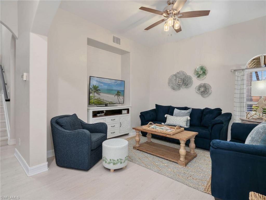6096 Dogleg Dr , Naples, FL 34113 Photo