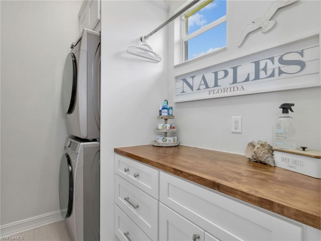 6096 Dogleg Dr , Naples, FL 34113 Photo