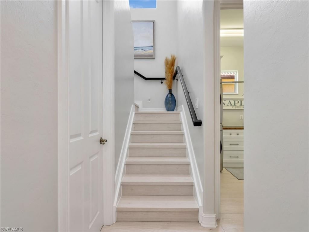 6096 Dogleg Dr , Naples, FL 34113 Photo