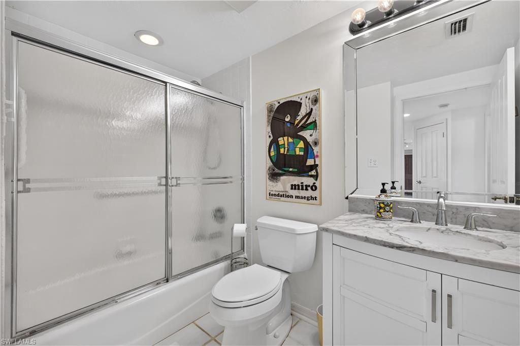 7515 Pelican Bay Blvd , Unit 17B, Naples, FL 34108 Photo