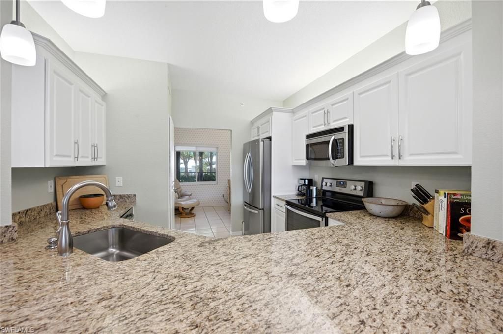 7638 Pebble Creek Cir, Unit 102, Naples, FL 34108 Photo