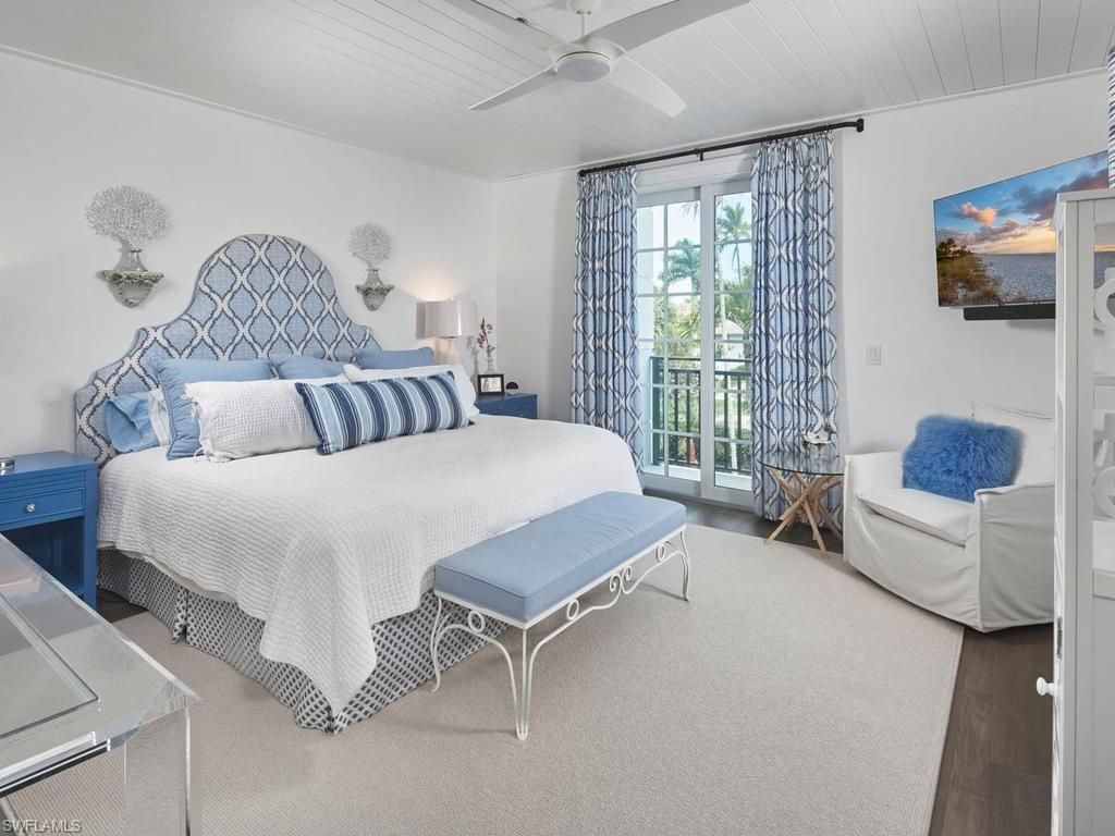 430 10th Ave S, Unit 305, Naples, FL 34102 Photo