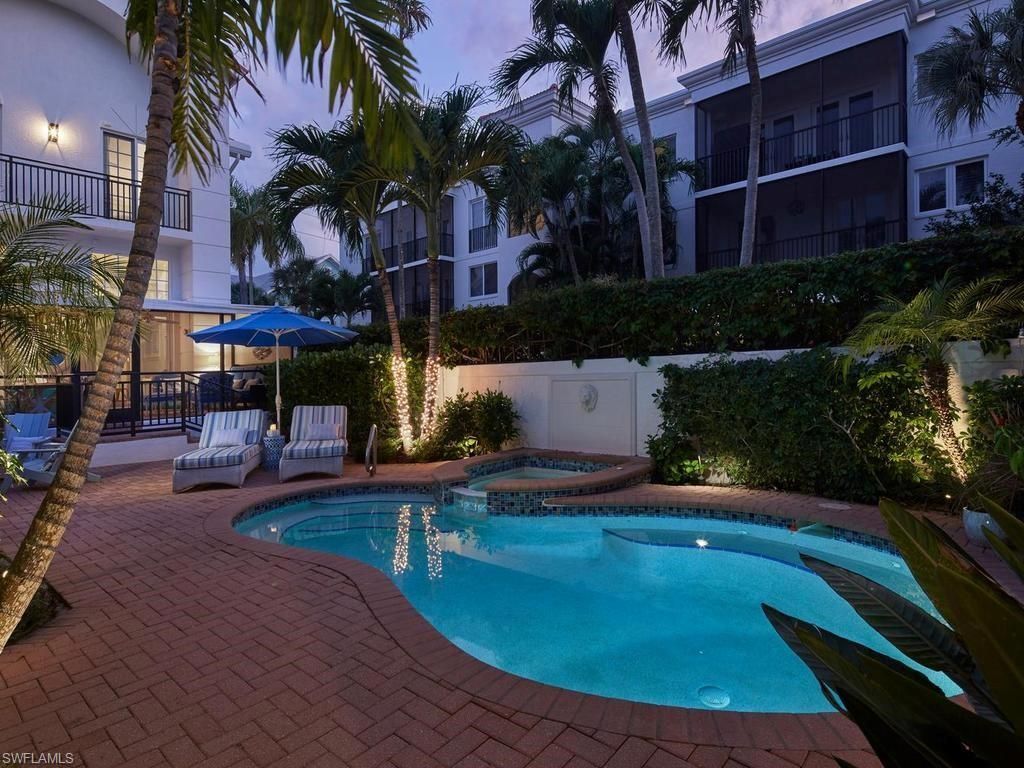 430 10th Ave S, Unit 305, Naples, FL 34102 Photo