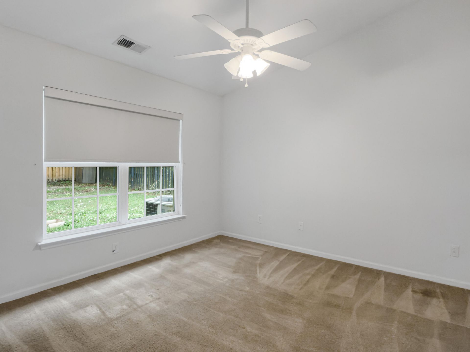5024 Blair Road Photo 12