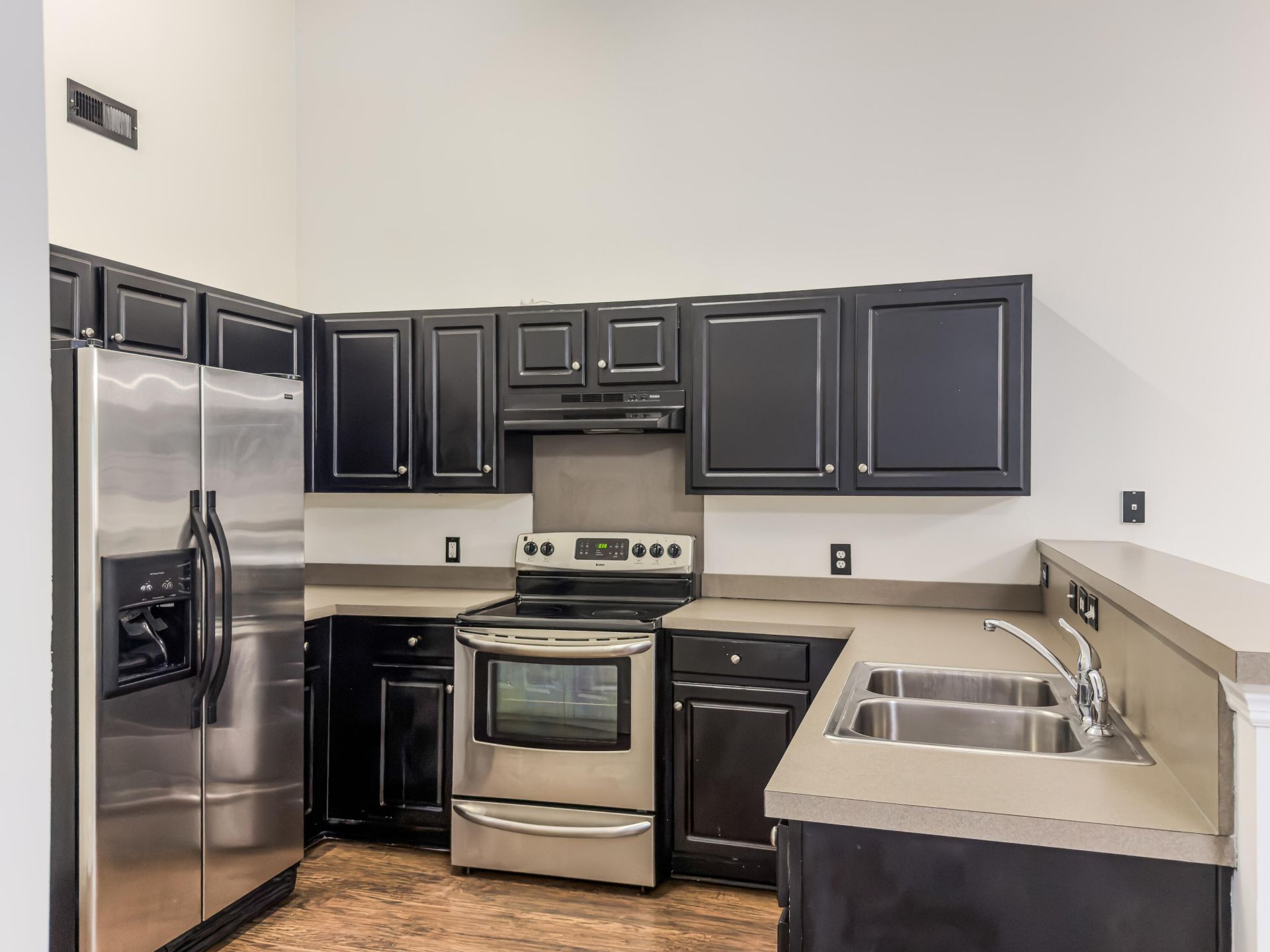 5024 Blair Road Photo 18