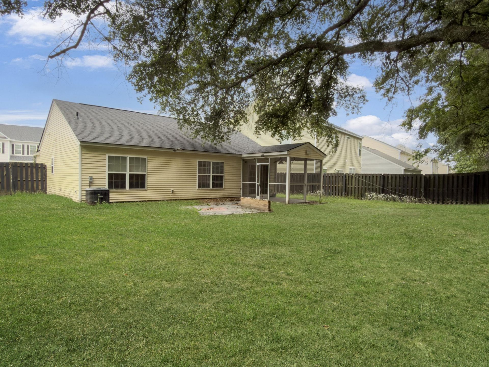 5024 Blair Road Photo 27