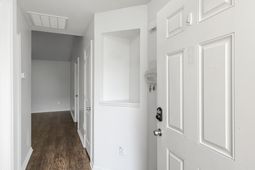 5024 Blair Road photo 4
