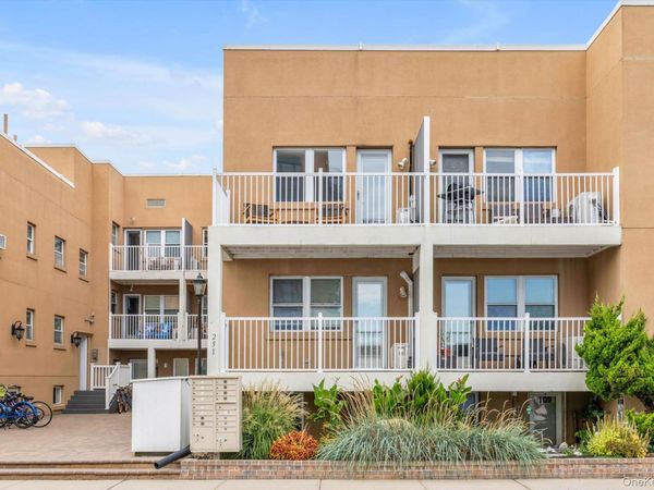 251 W Broadway, Unit 210, Long Beach, NY 11561