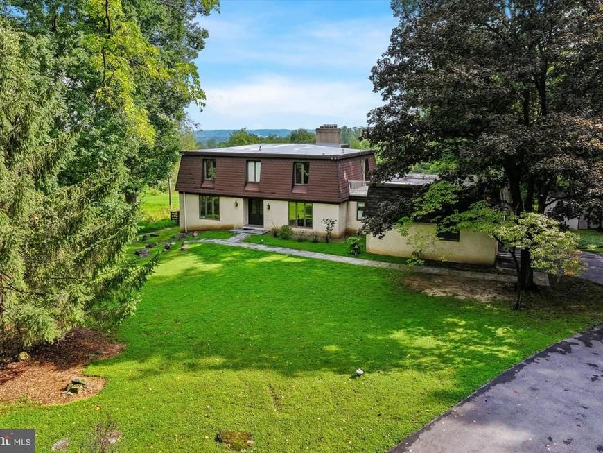 1132 Tinkerhill Lane , Malvern, PA 19355 Main Photo