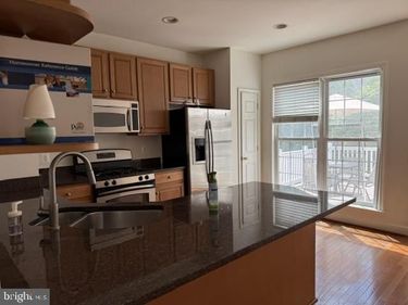 2461 TERRA COTTA CIRCLE, HERNDON, VA 20171