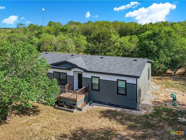 431 Jackson Road , Refugio, TX 78377