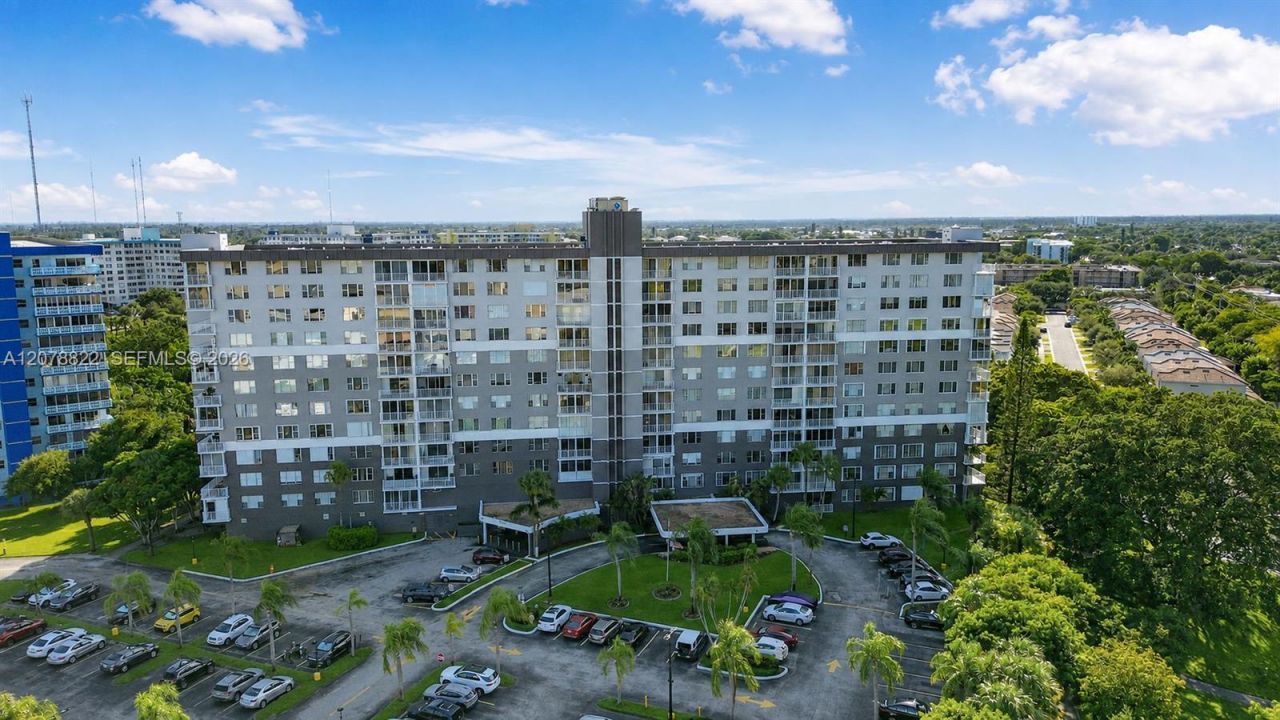 3850 Washington St , Unit 314, Hollywood, FL 33021 Photo
