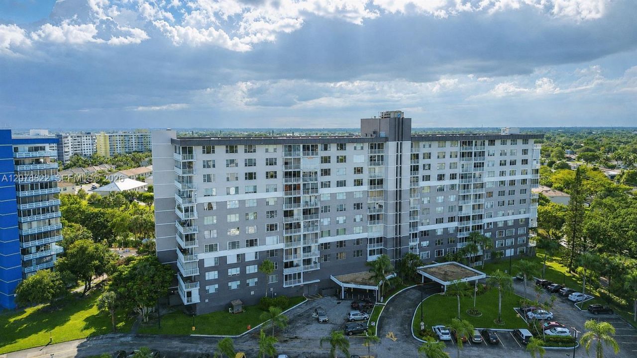 3850 Washington St , Unit 314, Hollywood, FL 33021 Photo