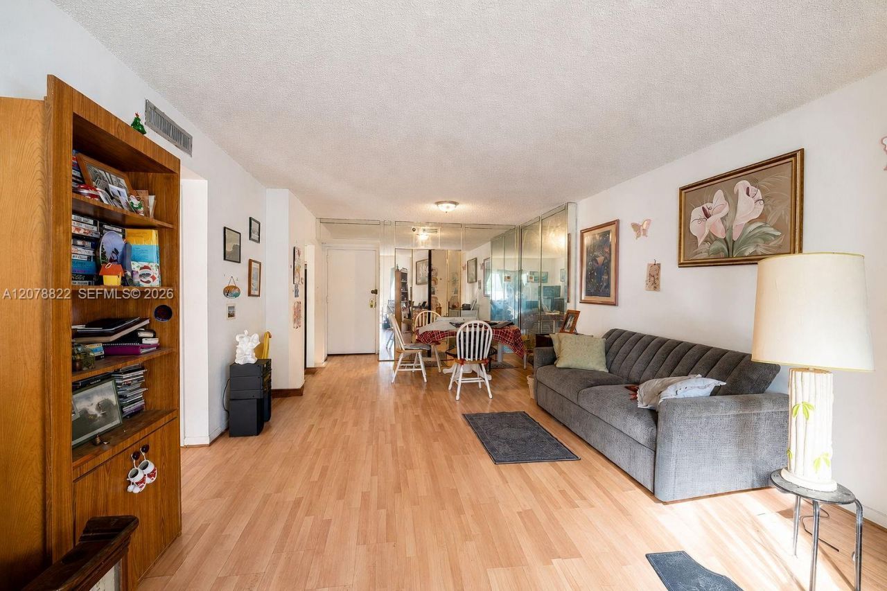 3850 Washington St , Unit 314, Hollywood, FL 33021 Photo