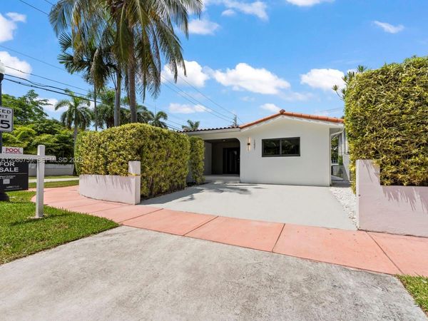 1221 Biarritz Dr , Miami Beach, FL 33141