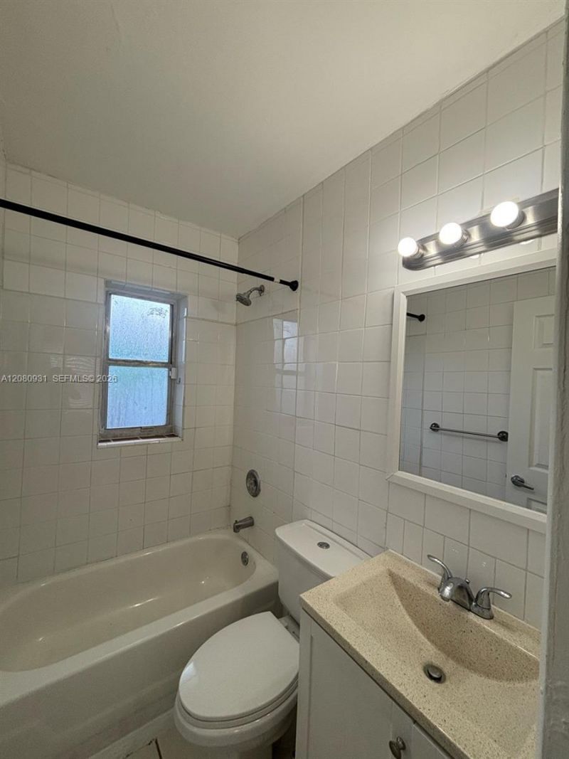 1987 NW 56th St , Miami, FL 33142 Photo