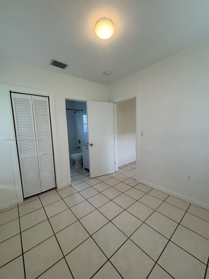 1987 NW 56th St , Miami, FL 33142 Photo