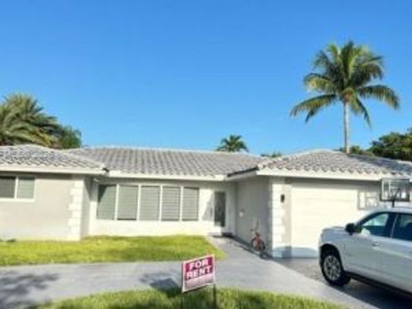 3750 N 54th Ave , Hollywood, FL 33021