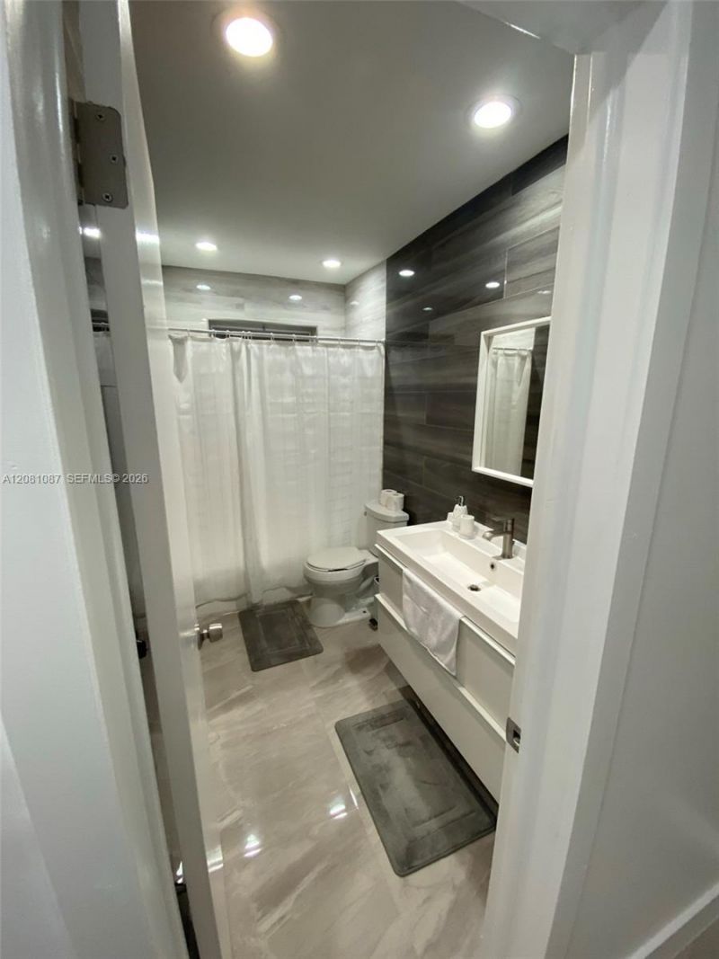3750 N 54th Ave , Hollywood, FL 33021 Photo