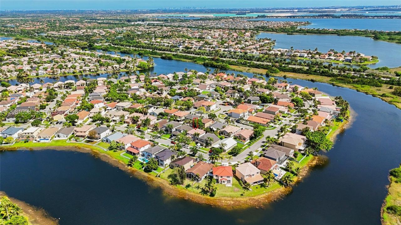 18222 SW 27 Street, Miramar, FL 33029 Photo