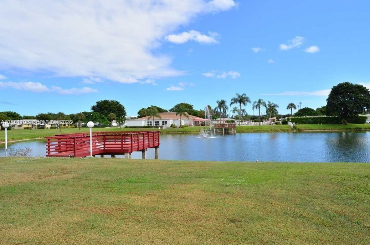 557 High Point Dr , Unit B, Delray Beach, FL 33445 Photo