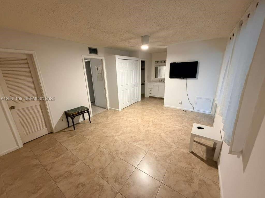 557 High Point Dr , Unit B, Delray Beach, FL 33445 Photo