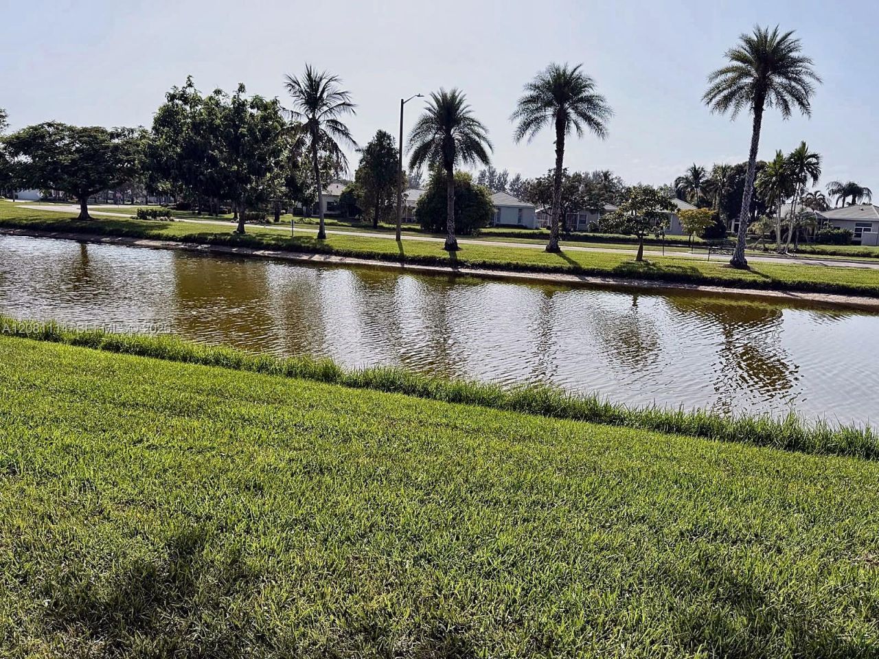 8976 Shoal Creek Ln, Unit 8976, Boynton Beach, FL 33472 Photo