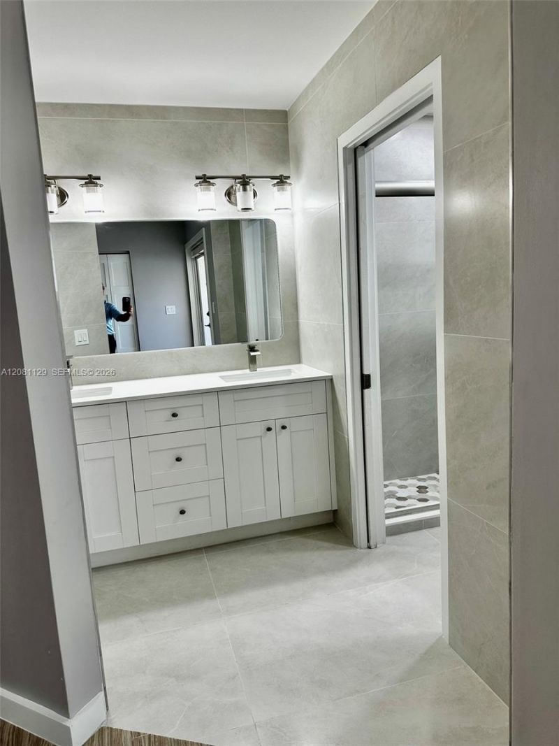 12851 NW 11th St, Miami, FL 33182 Photo