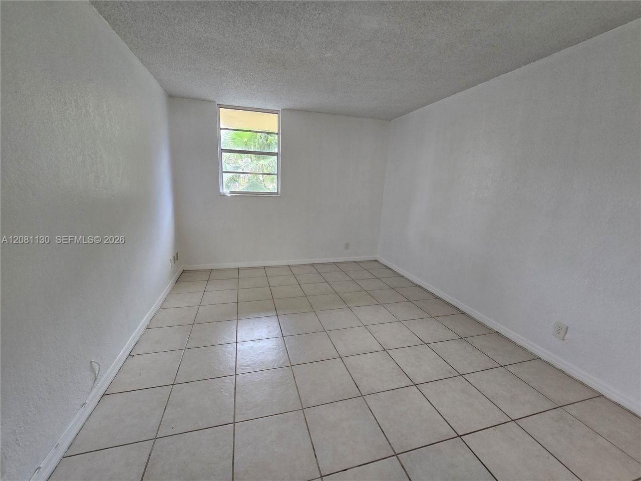 4550 NW 9th St, Unit 310E, Miami, FL 33126 Photo
